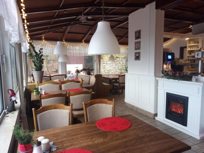 Others 5, Landgasthaus Zu den Erdfallen, Hameln-Pyrmont