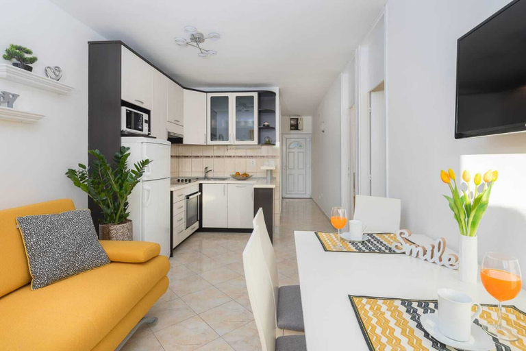 Others 3, Lavica seaside apartments, Podstrana