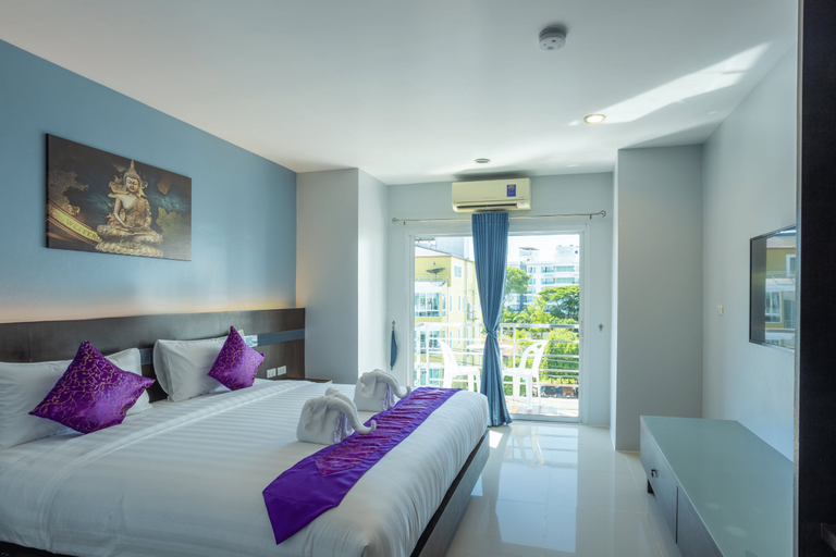Bedroom 2, The Great @patong Hotel, Pulau Phuket