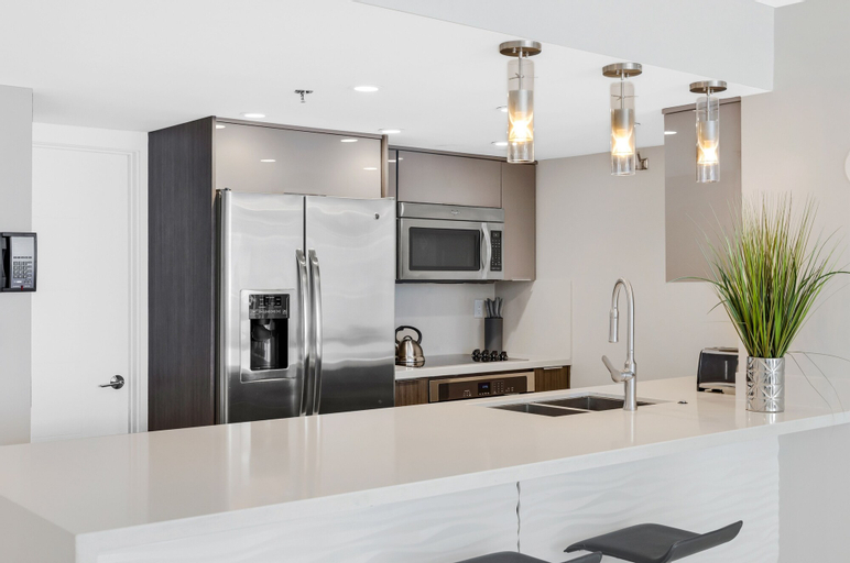 Dining Room 15