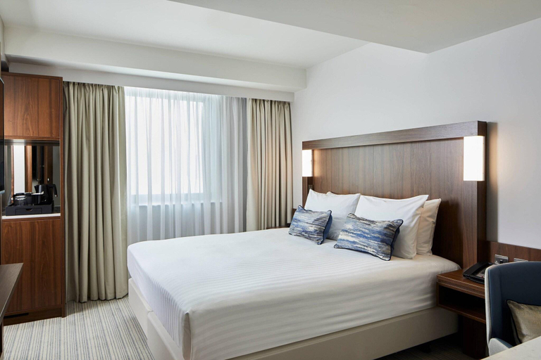 Bedroom 2, Courtyard By Marriott Oxford City Centre, Oxfordshire