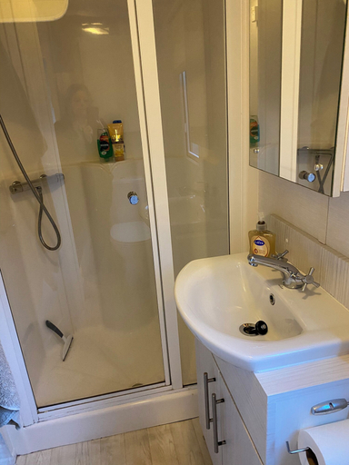 Bathroom, Immaculate 3-bed Caravan 10mins From Gt Yarmouth, Norfolk