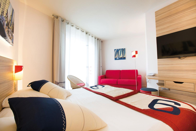 Bedroom 2, Hotel Club Le Plein Sud Vacances Bleues, Var