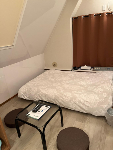 Bedroom 12