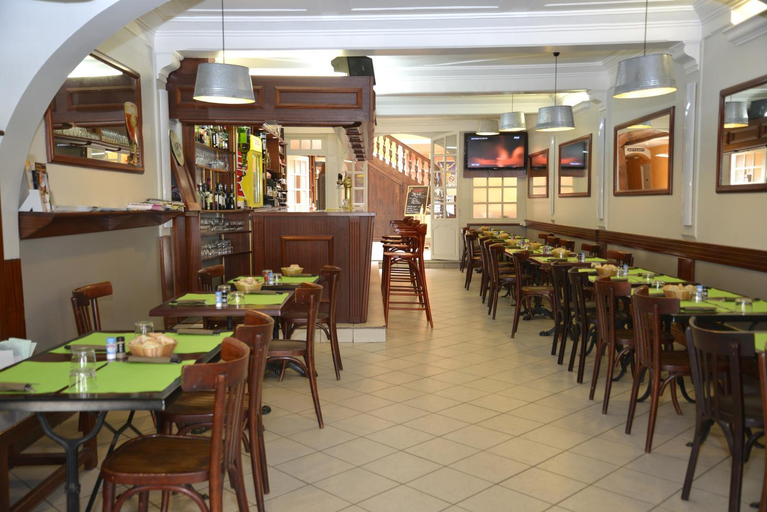 Food & Drinks 3, Hotel Des Arceaux, Landes
