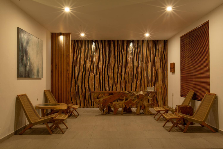 Public Area 4, Nero North, Lombok