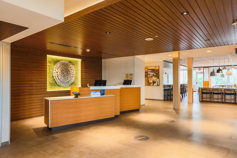Public Area 2, Fairfield Inn & Suites by Marriott Marquette, Marquette