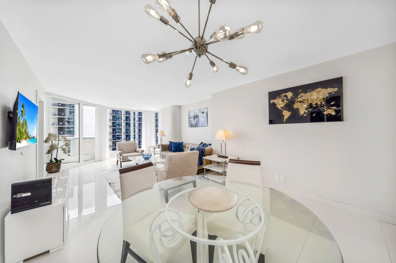Dining Room 8