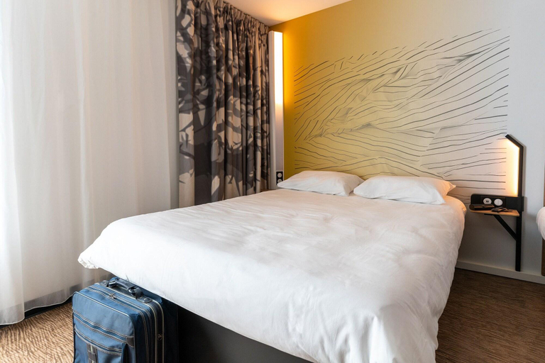 Bedroom 3, B&B HOTEL Poitiers Aeroport, Vienne