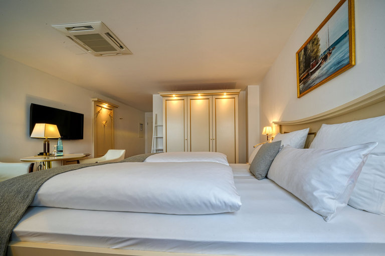 Bedroom 4, Hotel Seeblick Wismar, Nordwestmecklenburg