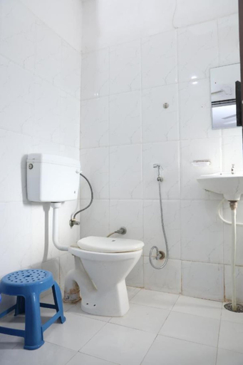 Bathroom 3, Hotel Shiv Sagar Haveli Udaipur, Udaipur