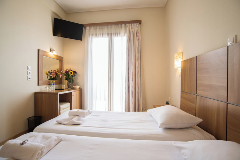 Bedroom 4, Tholos, Central Greece