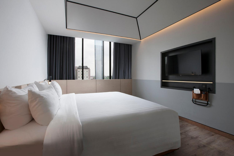 Bedroom 24