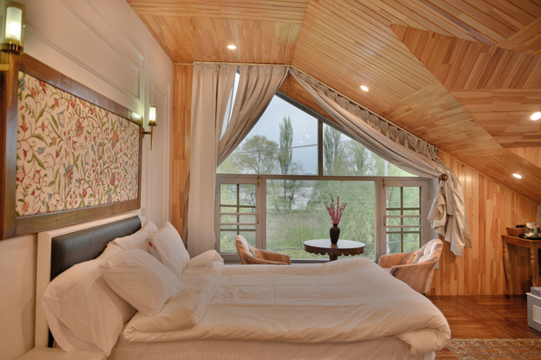 Bedroom 3, Tree of Life Lakeside Cottage Srinagar, Srinagar