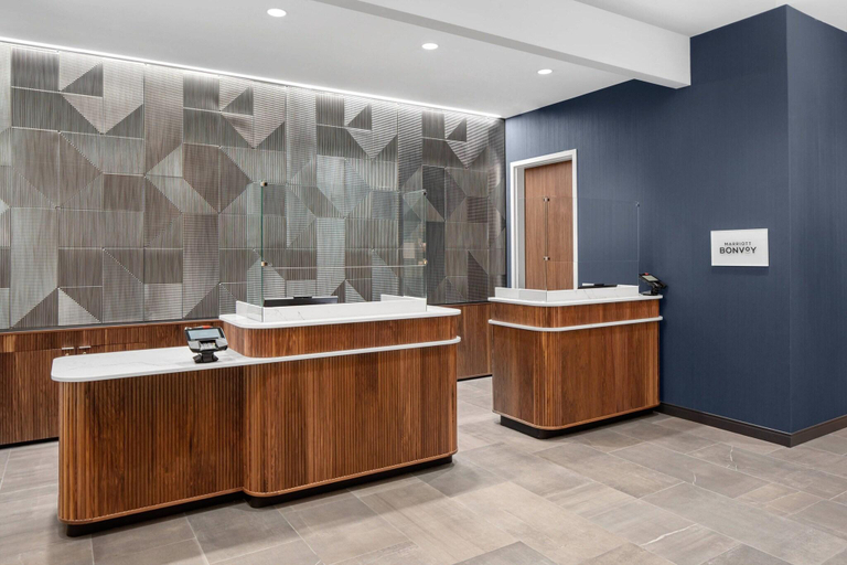 Public Area 2, Courtyard by Marriott Lansing Downtown, Ingham
