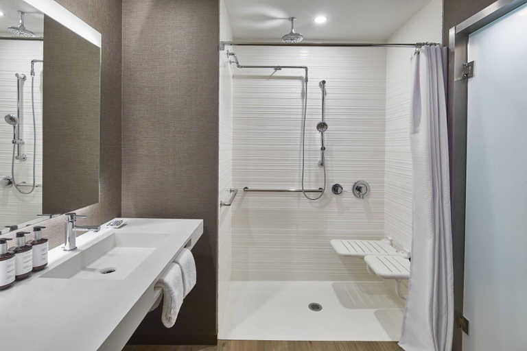 Bathroom 4, AC Hotel by Marriott Atlanta Airport Gateway, Clayton