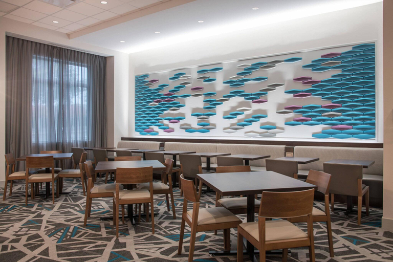 Food & Drinks 5, Fairfield by Marriott Inn & Suites Dayton Downtown, Montgomery