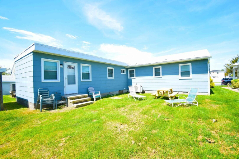 Exterior, Bayshore Drive 211 3 Bedroom Home by RedAwning, Worcester
