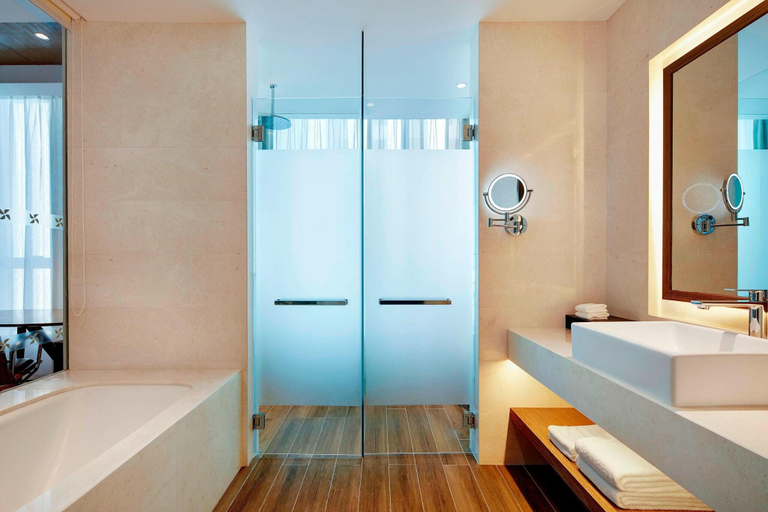 Bathroom 5, Four Points By Sheraton Changchun, Hi-Tech Zone, Changchun