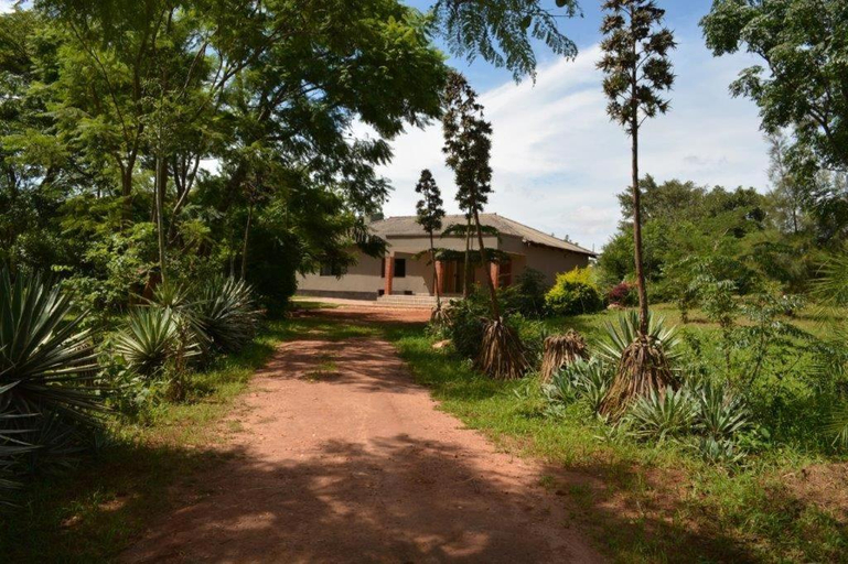 Others 5, Serviced apartment (3 bedrooms), Lusaka