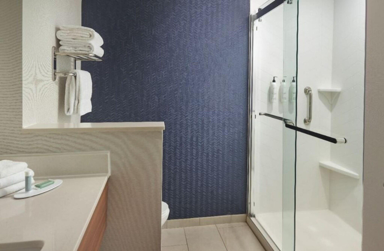 Bathroom 4, Fairfield Inn & Suites by Marriott Locust Grove I-, Henry