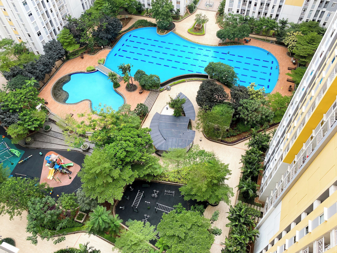 Exterior & Views 2, Warm Living And Homey 2Br At Springlake Summarecon Bekasi Apartment, Bekasi