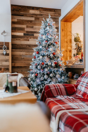 Bedroom 2, Eko hisa-Eco House Na razpotju, Solcava