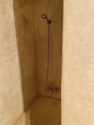 Bathroom 4, Bab El Fen, Tanger-Assilah