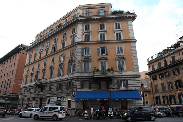 Exterior & Views 2, Tourist House B&B, Rome