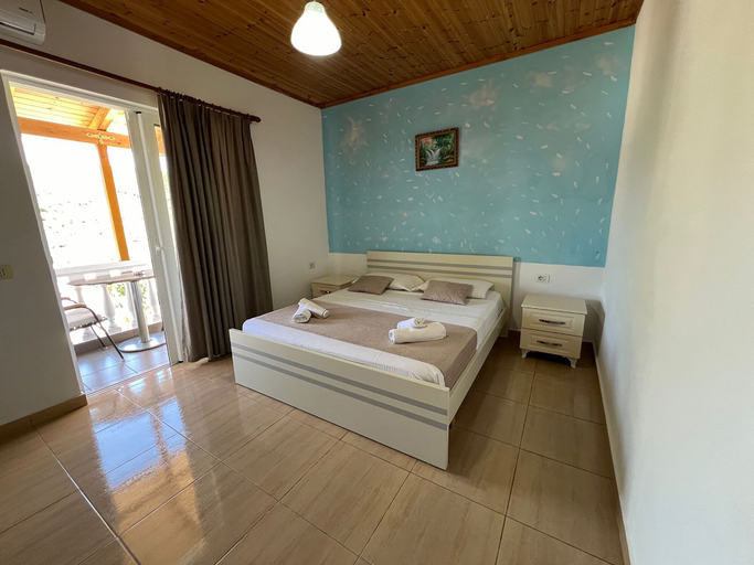 Bedroom 2, Golden Villa, Sarandës