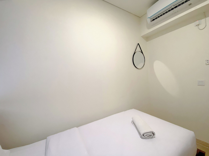Bedroom 3, Homey 2Br With Work Space At Meikarta Apartment, Cikarang