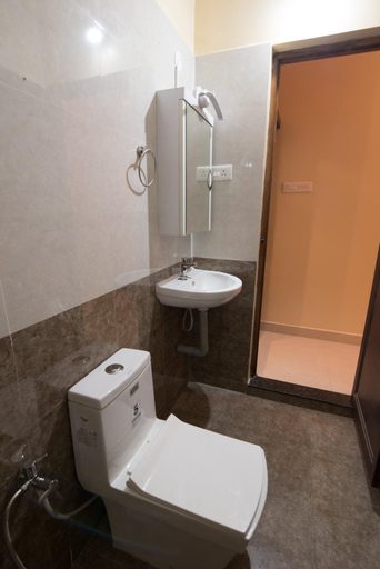 Bathroom 2, Saffron Vilva, Viluppuram