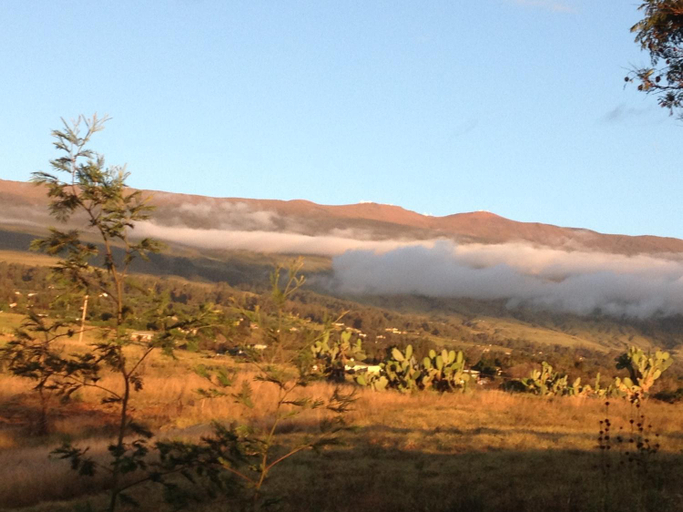 Others 2, Ha'le Kiana, Maui