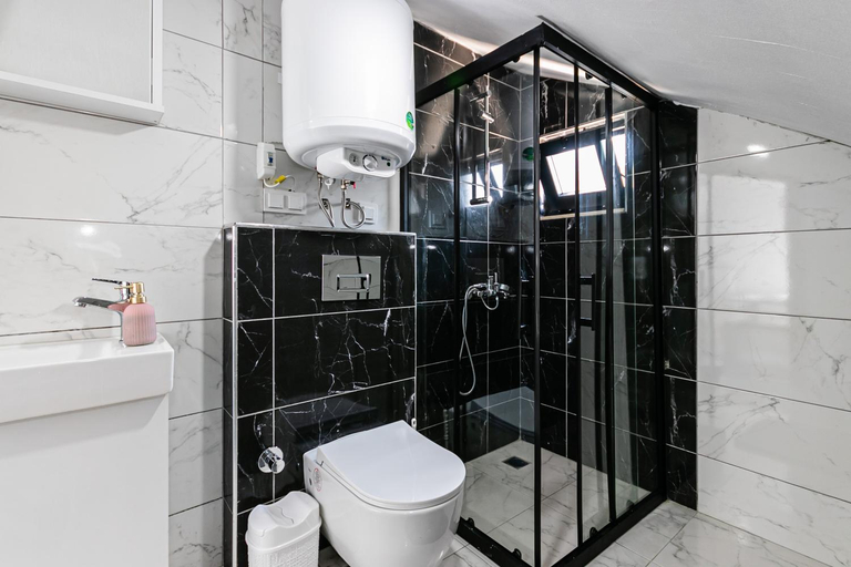 Bathroom 4, Oniks Comfort Suites, Antalya
