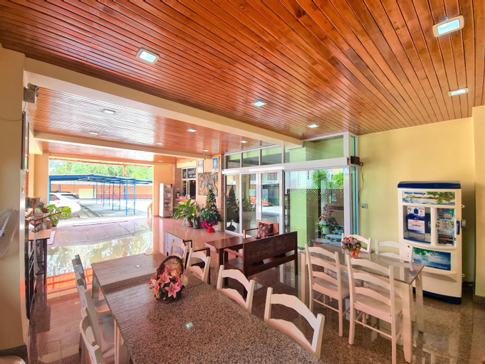 Food & Drinks 5, Jaroonsak Grand, Muang Trang