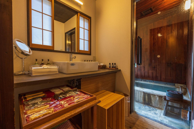 Bathroom 9