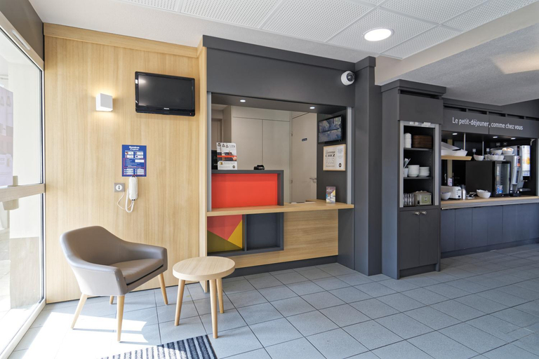 Public Area 2, B&B HOTEL CHATEAUROUX Aeroport, Indre