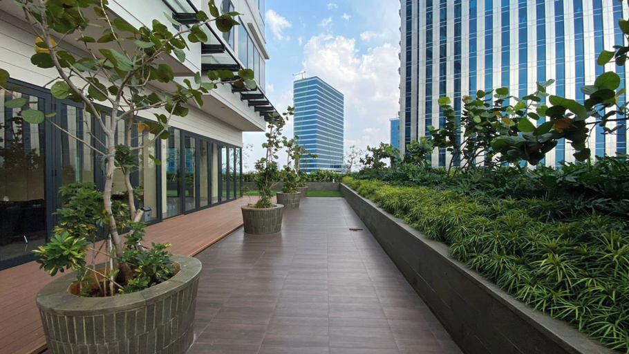 Exterior & Views 2, Nice And Comfort 1Br At 25Th Floor Samara Suites Apartment, South Jakarta