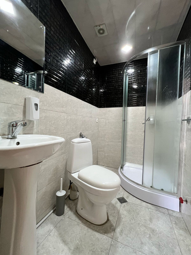 Bathroom 4, Hotel Royal Bridge, Tbilisi
