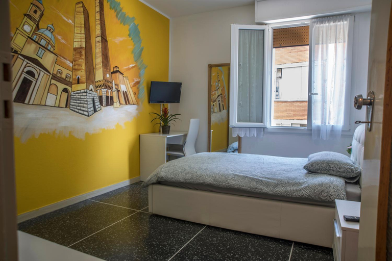 Bedroom 2, FLY HOUSE BOLOGNA...un appartamento al volo, Bologna