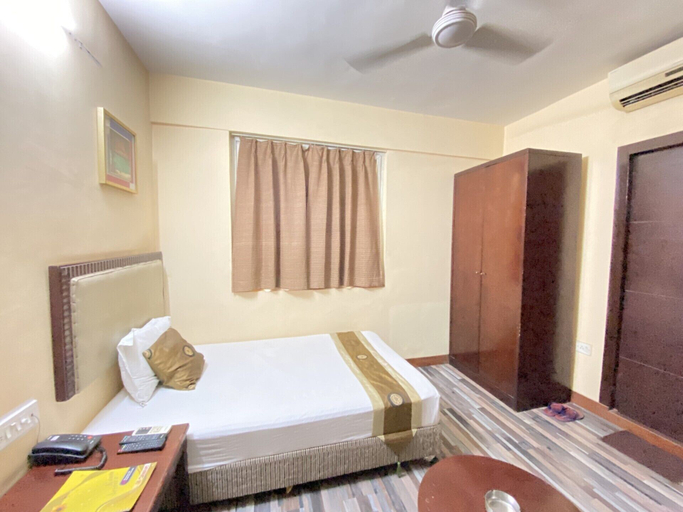 Bedroom 3, Astoria Hotel, Kolkata