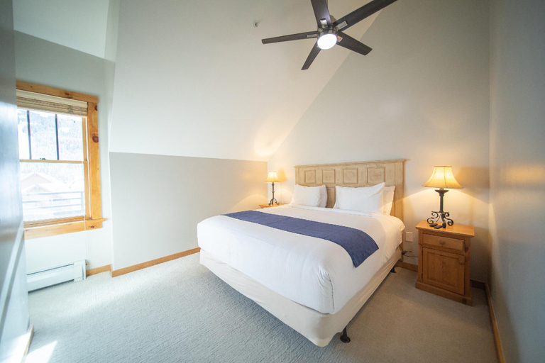 Bedroom 3, Buffalo Lodge 8412, Summit