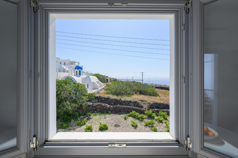 Others 3, Thoe Oia Suites, South Aegean