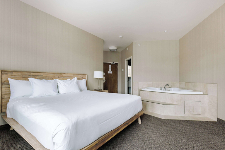 Bedroom 3, Balcomo, a Ramada by Wyndham, Okanagan-Similkameen