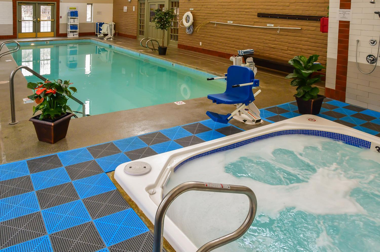 Sport & Beauty 5, Fort Marcy Hotel Suites, Santa Fe