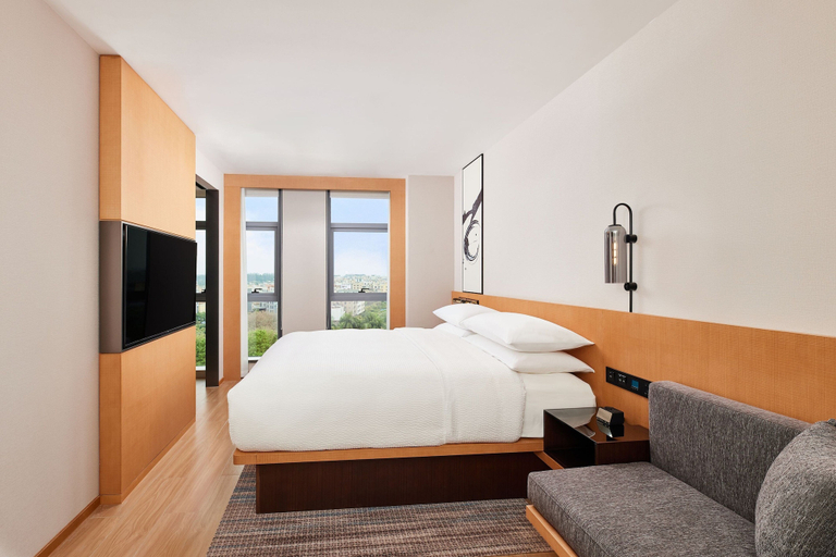 Bedroom 3, Fairfield by Marriott Guangzhou Konggang, Guangzhou