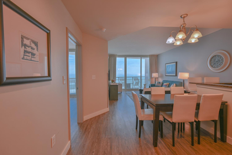 Others 5, Oceanfront Paradise Sleeps 10 w Stunning Sunrises, Horry