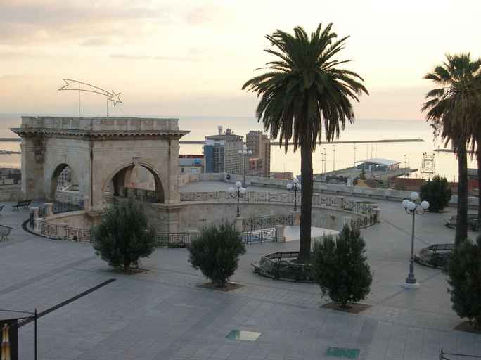 Primary image