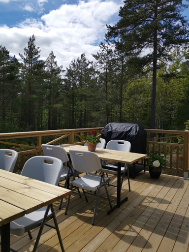 Food & Drinks, Timber cottages with jacuzzi and sauna near lake Vanern, Karlstad