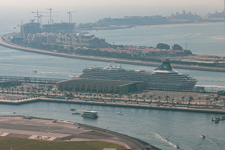 Exterior & Views 2, Stunning 1-bed in the Iconic Cayan Tower, Dubai